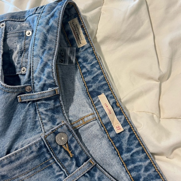 Levi's Low Loose Jeans - Picture 3 of 4